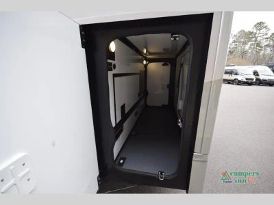 2027 Winnebago View — photo 12 view
