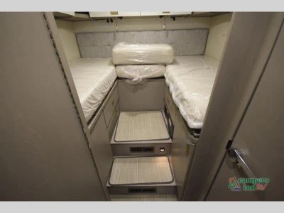 2027 Winnebago View — photo 48 view
