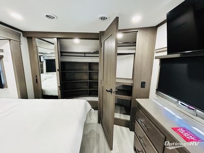 2025 Grand Design Solitude - Photo 18