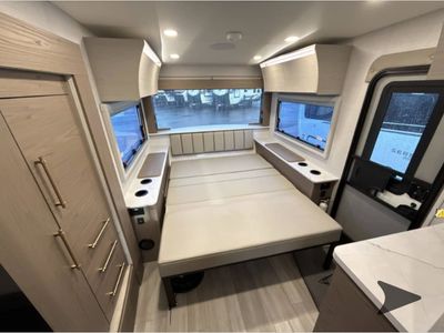 2026 Grand Design Serenova - Photo 18