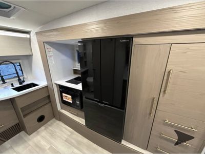 2026 Grand Design Serenova - Photo 10