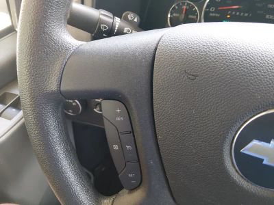 2024 Chevrolet Express Passenger - Photo 21