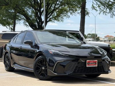 2025 Toyota Camry - Photo 2