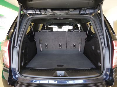 2024 Chevrolet Suburban - Photo 11