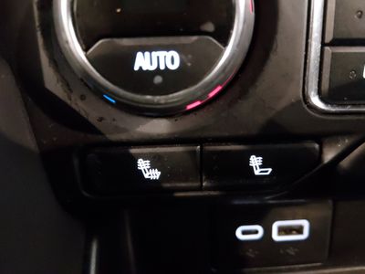 2024 Chevrolet Suburban - Photo 19