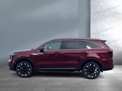 2025 Kia Sorento — rear three-quarter view