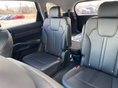 2025 Kia Sorento — photo 18 view