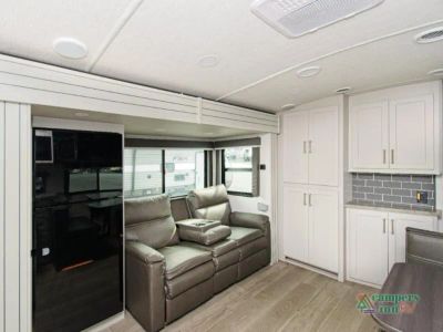 2025 Keystone RV Cougar Half-Ton — photo 13 view