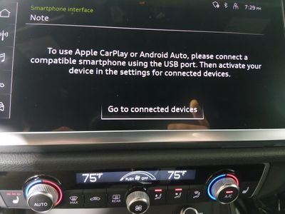 2025 Audi Q3 — photo 17 view