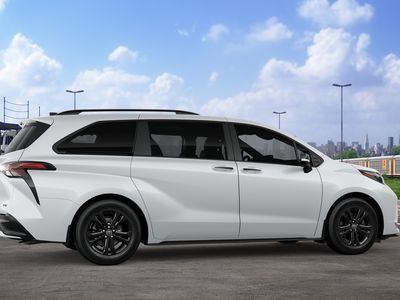 2026 Toyota Sienna - Photo 13