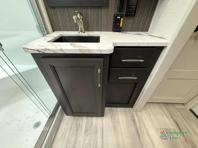 2026 Keystone RV Avalanche - Photo 43