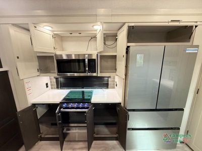 2026 Keystone RV Avalanche - Photo 18