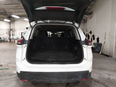 2024 Nissan Rogue - Photo 11