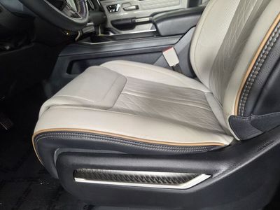 2025 Ram 1500 — photo 13 view