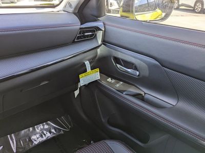 2026 Nissan Kicks - Photo 18