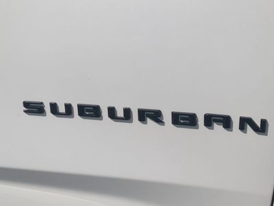2021 Chevrolet Suburban - Photo 13