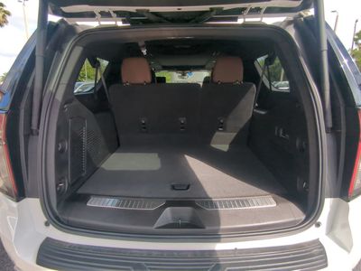 2021 Chevrolet Suburban - Photo 14