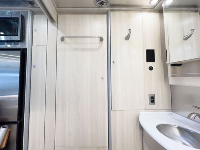 2023 Airstream ATLAS - Photo 18