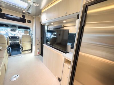 2023 Airstream ATLAS - Photo 13