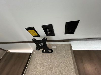 2019 Keystone RV Sprinter Campfire Edition — photo 12 view