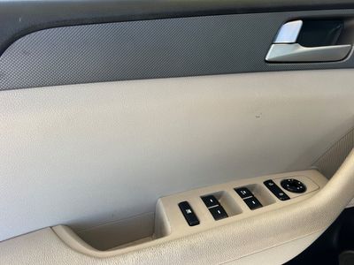 2017 Hyundai Sonata - Photo 12