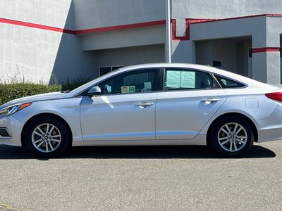 2017 Hyundai Sonata - Photo 9