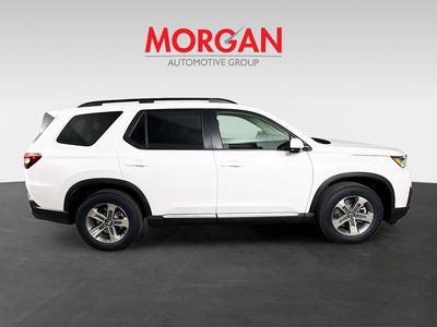 2026 Honda Pilot - Photo 2