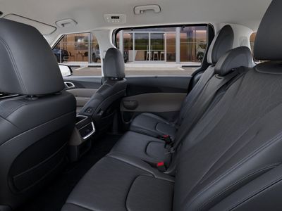 2026 Kia Carnival Hybrid — photo 8 view