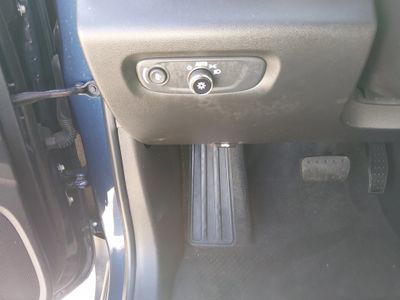 2023 Chevrolet Traverse - Photo 13
