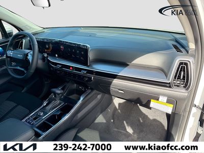 2026 Kia Sorento — photo 13 view