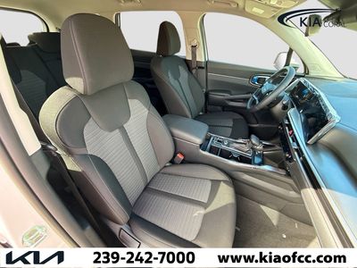 2026 Kia Sorento — photo 14 view