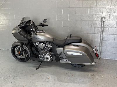 2025 Indian Motorcycle Challenger Heavy Metal Smoke - Photo 6