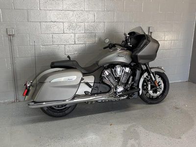 2025 Indian Motorcycle Challenger Heavy Metal Smoke - Photo 11
