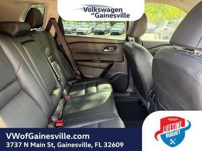 2024 Nissan Rogue — photo 8 view
