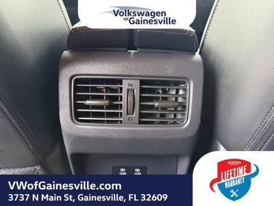 2024 Nissan Rogue — photo 12 view
