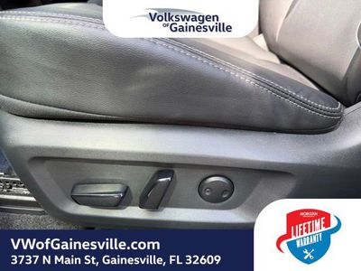 2024 Nissan Rogue — photo 17 view