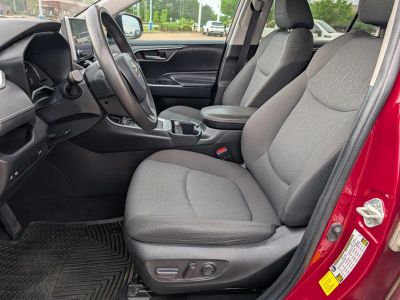 2023 Toyota RAV4 - Photo 10