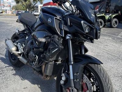 2017 Yamaha FZ-10 - Photo 2