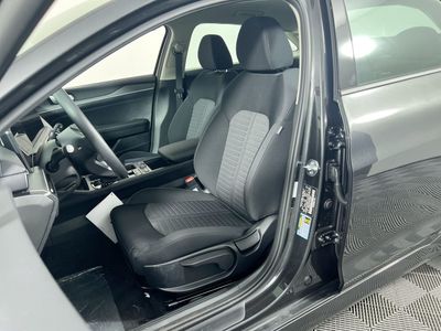 2026 Kia K5 — photo 13 view