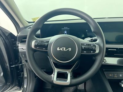 2026 Kia K5 — photo 16 view