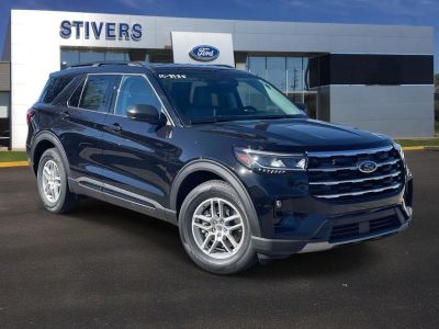 2026 Ford Explorer Active in Agate Black Metallic — front three-quarter view