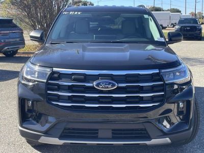 2026 Ford Explorer — photo 8 view
