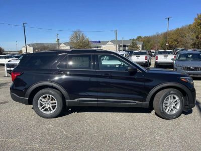 2026 Ford Explorer — side profile view