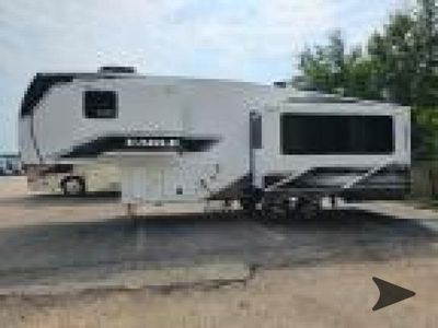2026 Jayco Eagle HT — engine compartment view