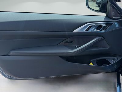 2027 BMW 4 Series — photo 20 view