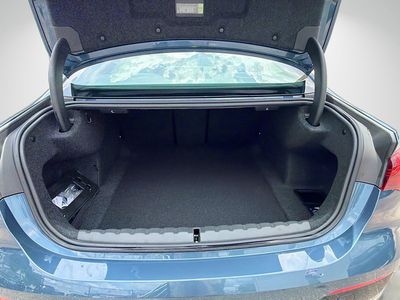 2027 BMW 4 Series — photo 11 view