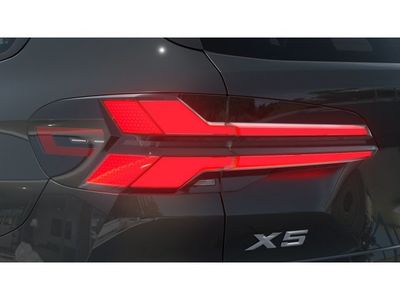 2026 BMW X5 xDrive40i — photo 8 view