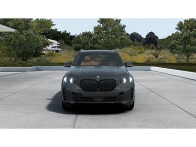 2026 BMW X5 xDrive40i — rear three-quarter view