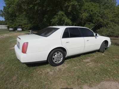 2005 Cadillac DeVille — photo 13 view