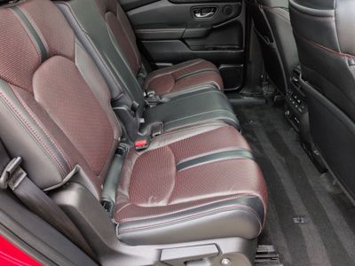 2025 Honda Pilot - Photo 31